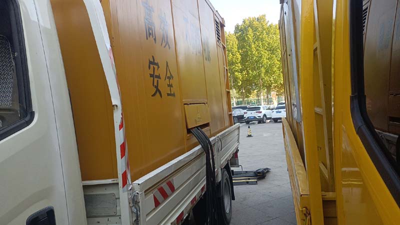 麻山如何判断柴油发电机组和UPS电源的切换时间是否符合要求？