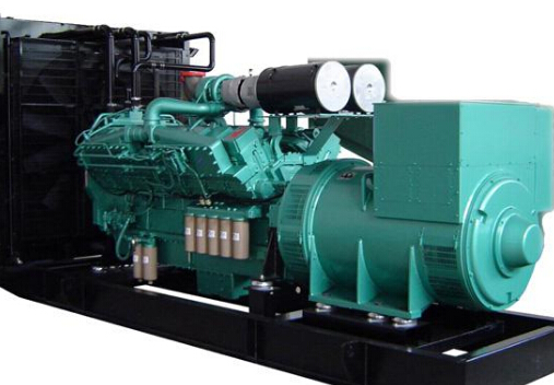 麻山冬季柴油发电机组启动前应进行哪些预热操作？